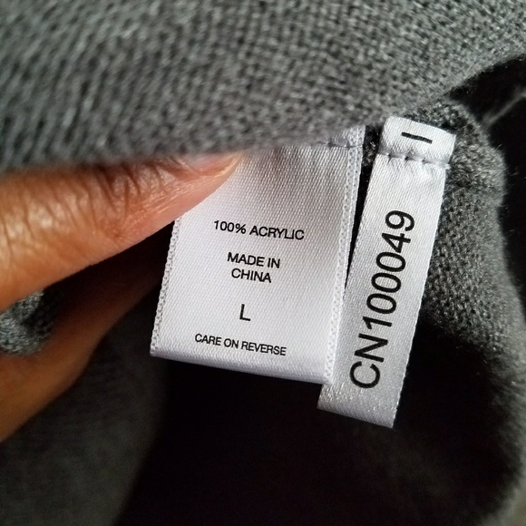 New York and Company Grey Belted V Neck Sweater - Picture 5 of 8